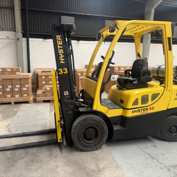 MONTACARGAS HYSTER FORTIS 5000 LBS